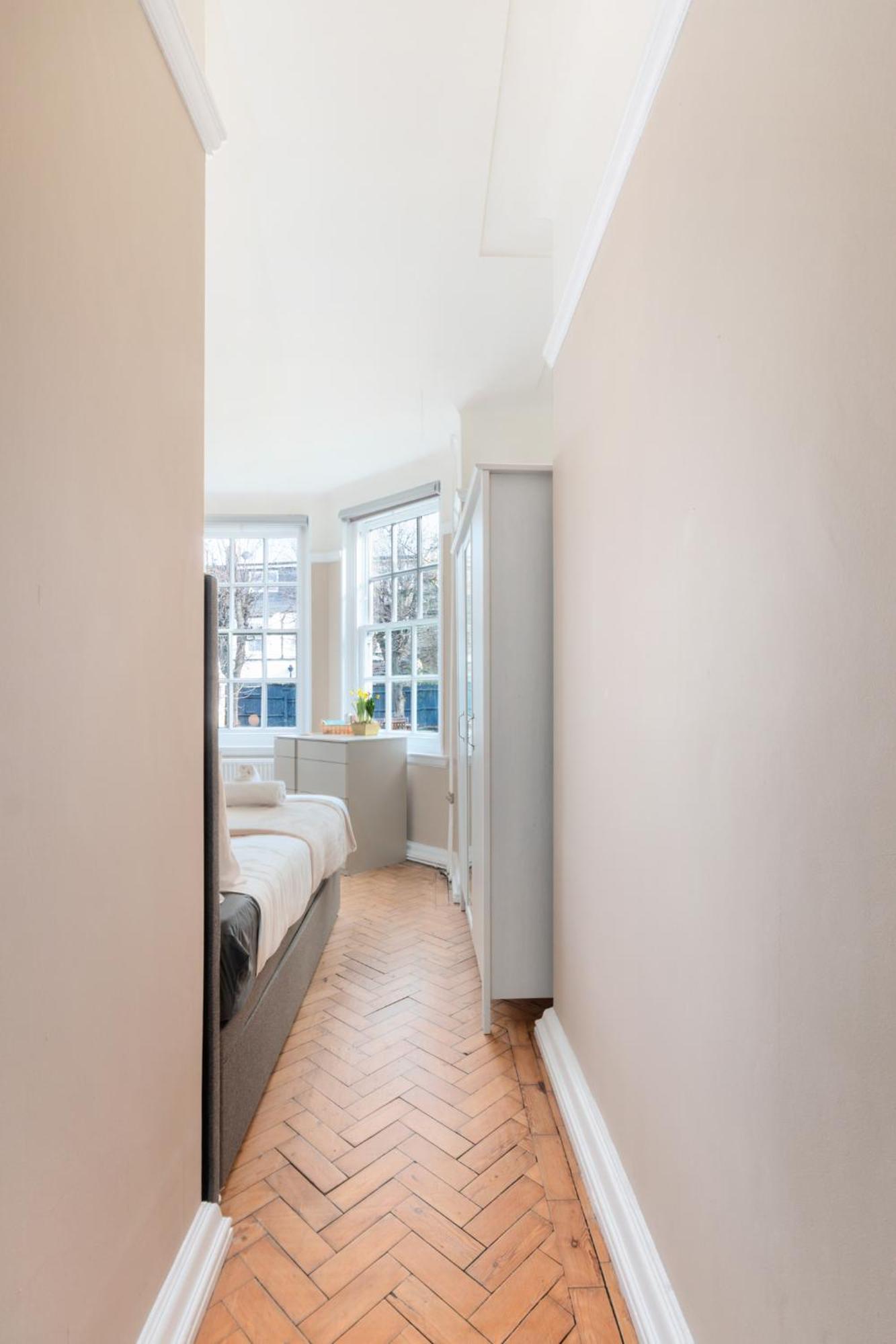 The Vicarage Tooting, Sw17 Hotel London Exterior photo